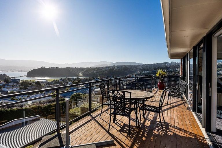 Photo of property in 18 Te Ra Terrace, Tainui, Dunedin, 9013