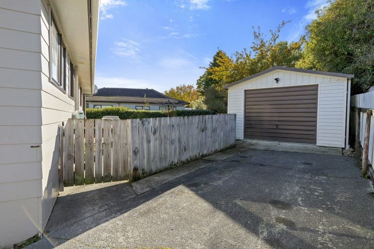 Photo of property in 17 Topaz Street, Birchville, Upper Hutt, 5018