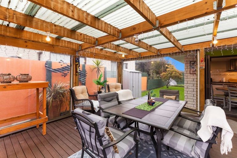 Photo of property in 4 Meadowbrook Drive, Cloverlea, Palmerston North, 4412