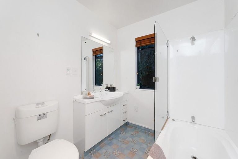 Photo of property in 1/22 Korimako Road, Waipahihi, Taupo, 3330