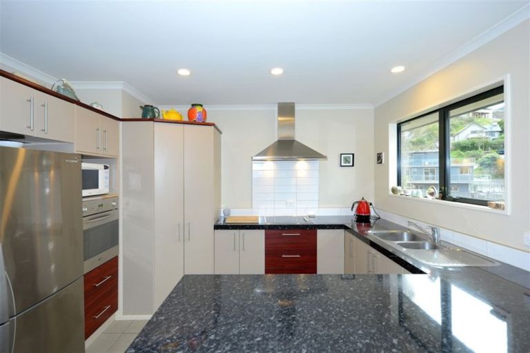 Photo of property in 9 Glas Brae, Governors Bay, Lyttelton, 8971