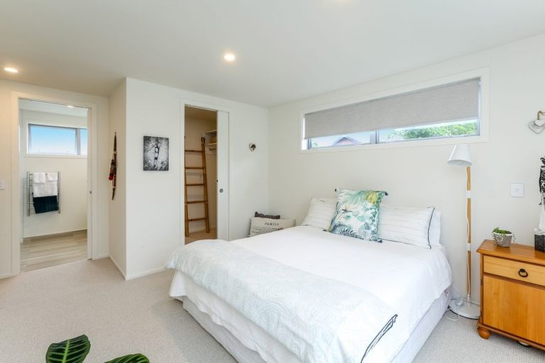 Photo of property in 4 Mackillop Way, Brooklands, New Plymouth, 4310
