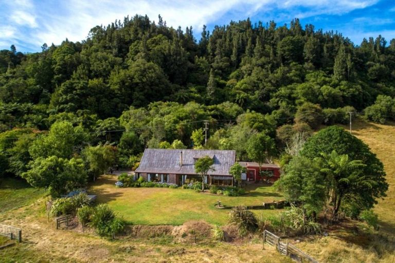 Photo of property in 166 Te Waerenga Road, Hamurana, Rotorua, 3096