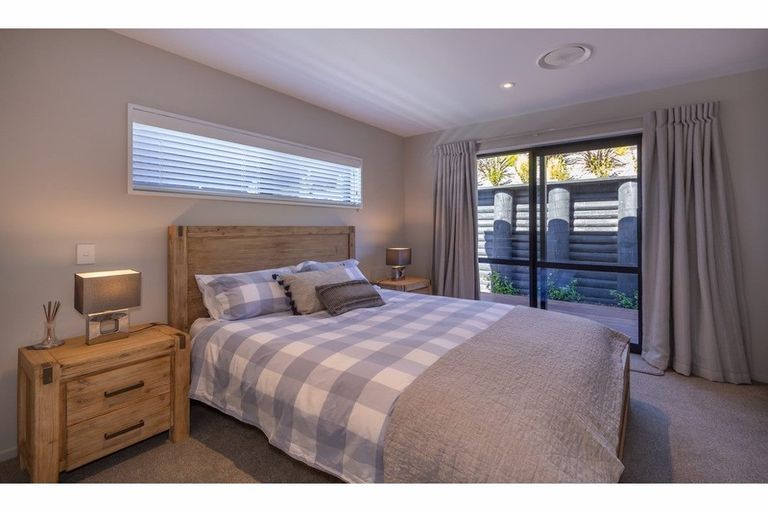 Photo of property in 8 Caldberg Close, Westmorland, Christchurch, 8025