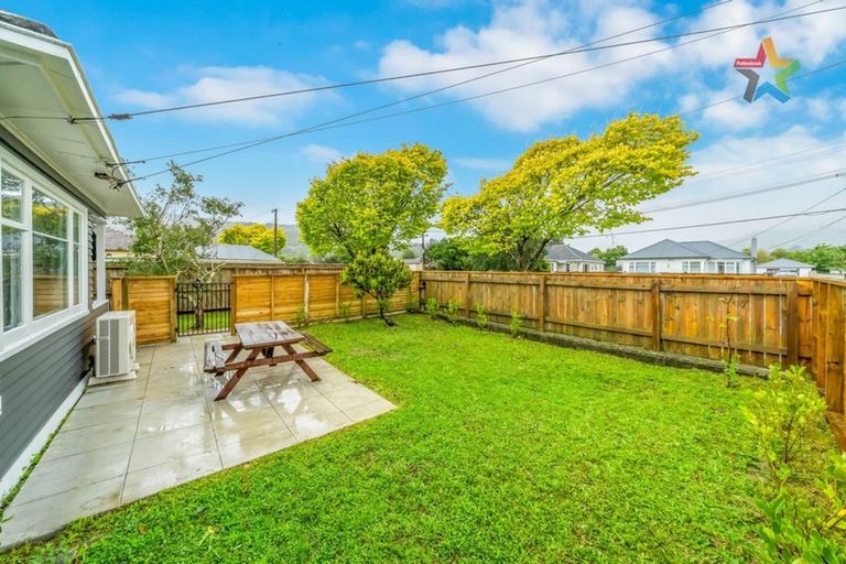 Photo of property in 15c Burden Avenue, Wainuiomata, Lower Hutt, 5014