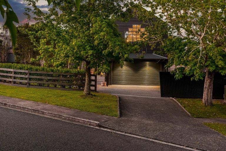 Photo of property in 14 Denehurst Drive, Waimauku, 0812