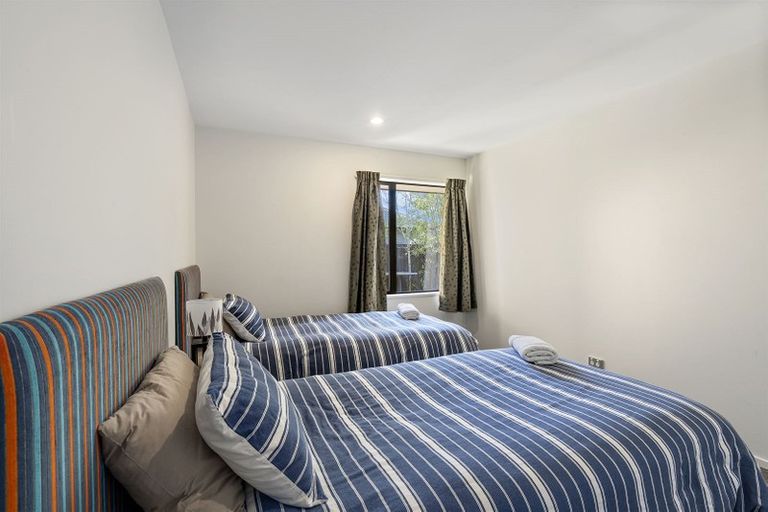 Photo of property in 26 Hemingway Place, Spencerville, Christchurch, 8083