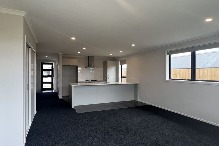 Photo of property in 36 Waruhia Crescent, Rototuna North, 3281