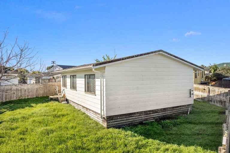 Photo of property in 3/114 Finlayson Avenue, Clendon Park, Auckland, 2103