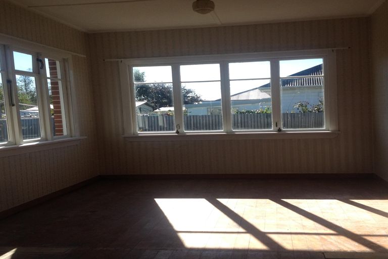 Photo of property in 42 Harris Street, Waimate, 7924