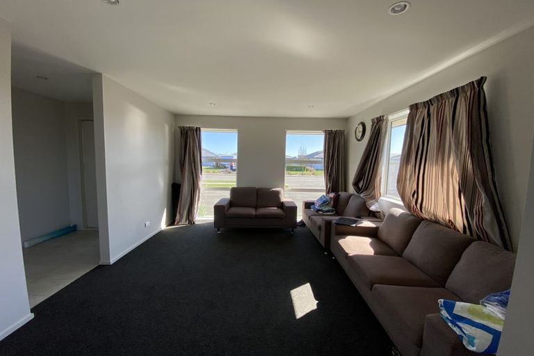 Photo of property in 86 Shillingford Boulevard, Rolleston, 7615