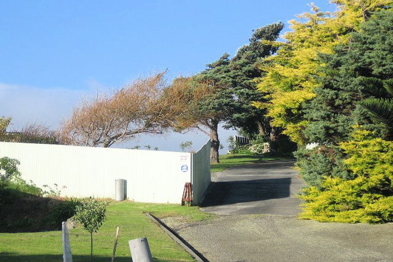 Photo of property in 30 Arnold Grove, Paraparaumu Beach, Paraparaumu, 5032