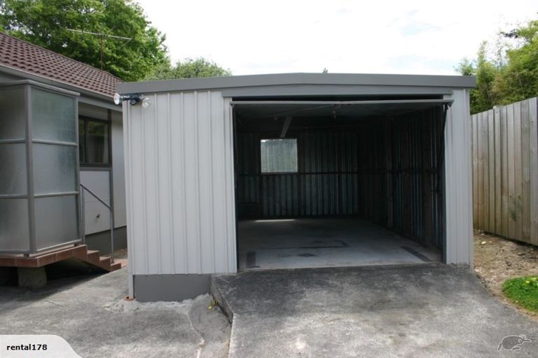 Photo of property in 12 Ransom Smyth Drive, Goodwood Heights, Auckland, 2105