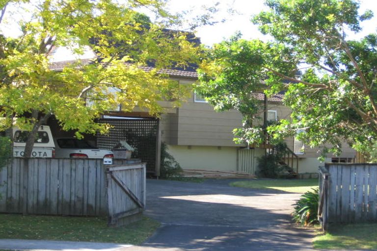 Photo of property in 10 Redwing Street, Browns Bay, Auckland, 0630
