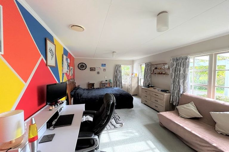 Photo of property in 162 Kimberley Road, Levin, 5571