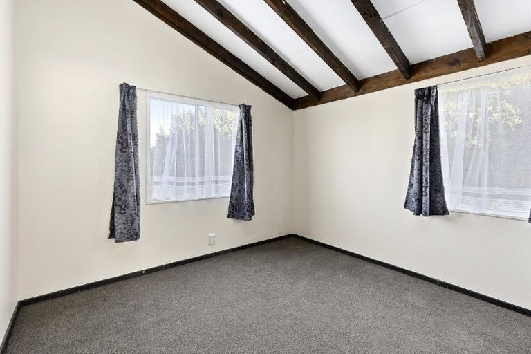 Photo of property in 9 Oldham Way, Crofton Downs, Wellington, 6035