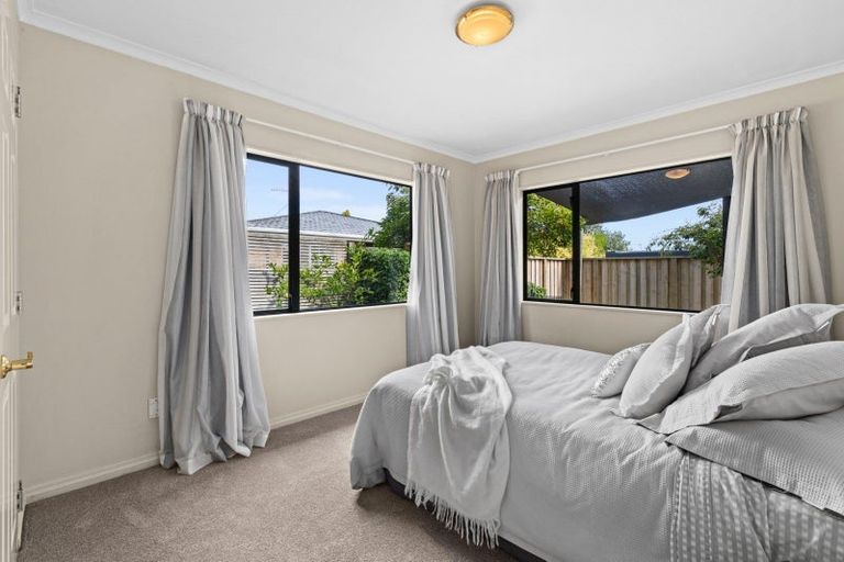 Photo of property in 2 Everest Avenue, Havelock North, 4130