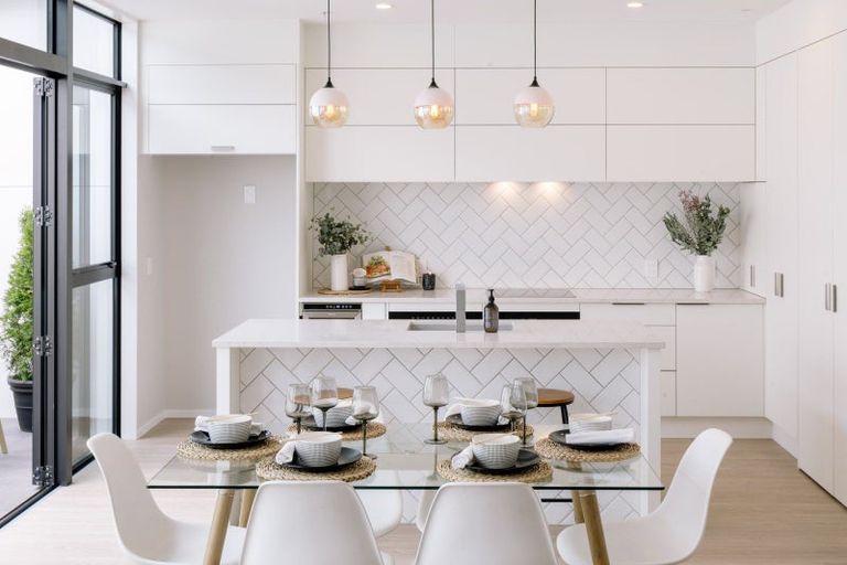 Photo of property in 203/86 Alpha Street, Cambridge, 3434