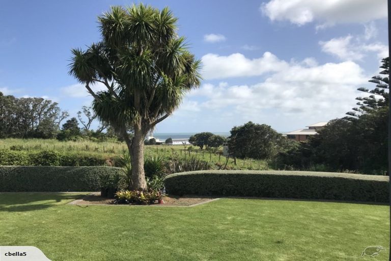 Photo of property in 9a Baring Terrace, Strandon, New Plymouth, 4312