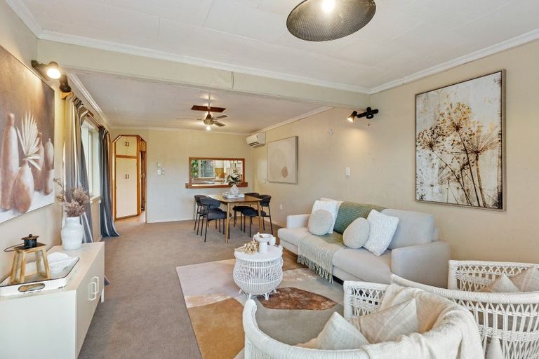 Photo of property in 1 Titoki Road, Raumati Beach, Paraparaumu, 5032