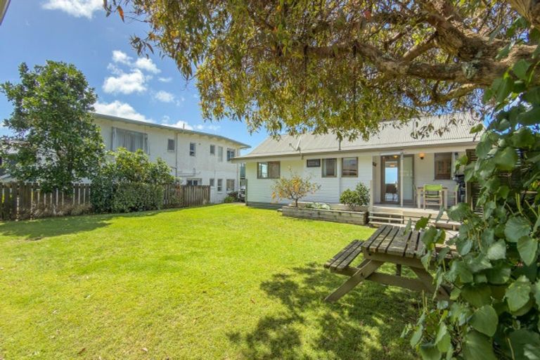 Photo of property in 107 Pohutukawa Crescent, Whangamata, 3620