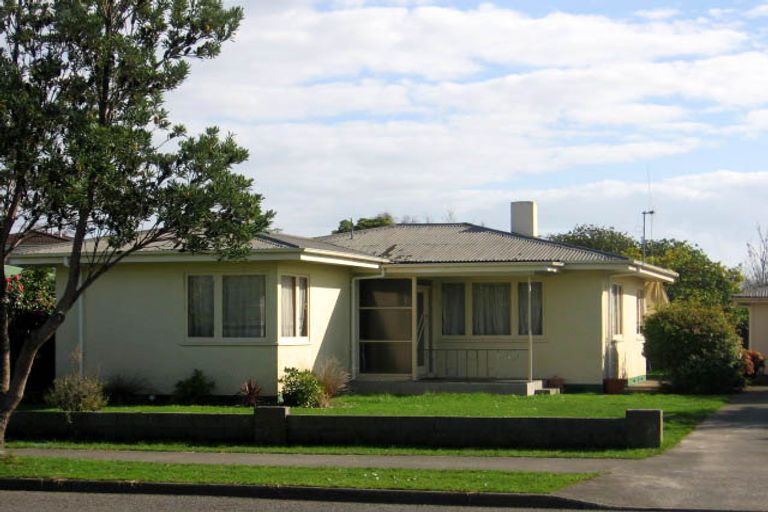Photo of property in 143 College Street, Awapuni, Palmerston North, 4412