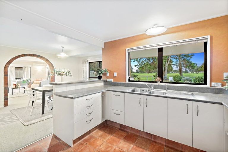 Photo of property in 13 Berwick Place, Mount Maunganui, 3116