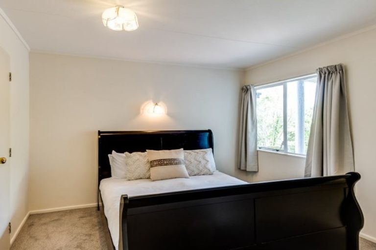 Photo of property in 31 Busby Hill, Havelock North, 4130