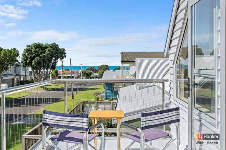 Photo of property in 31 Ocean View Road, Waihi Beach, 3611