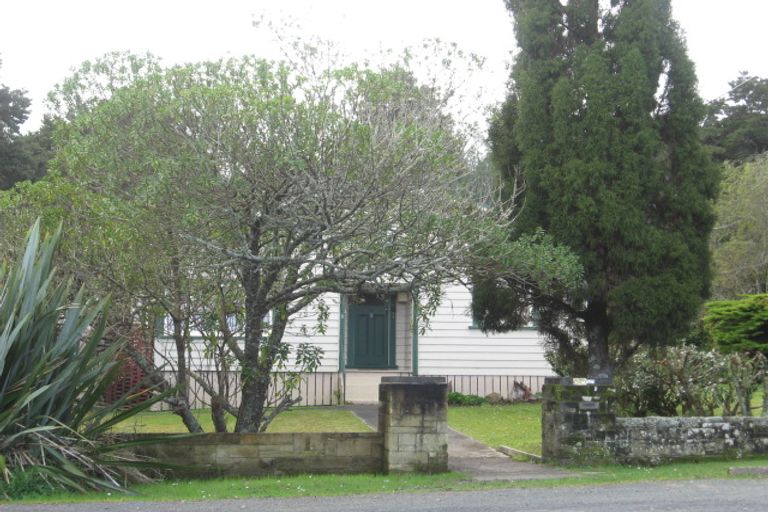 Photo of property in 1 Memorial Drive, Parahaki, Whangarei, 0112