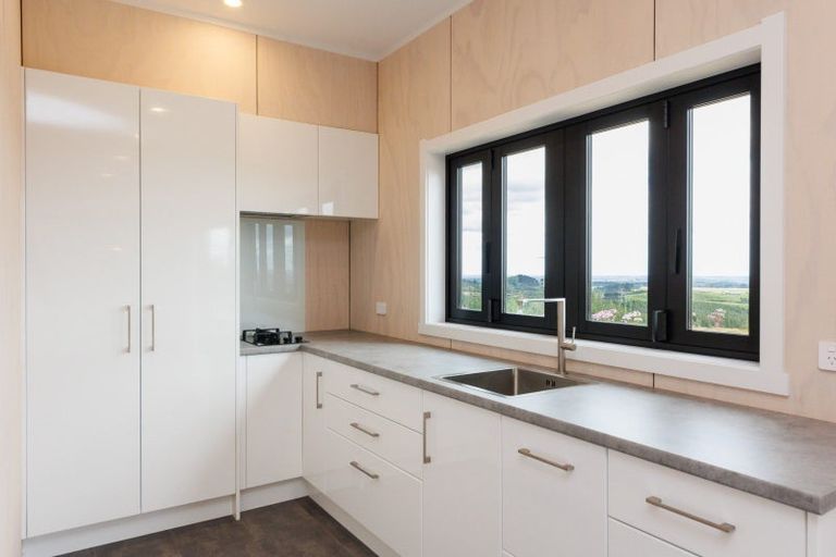 Photo of property in 323 Ngahere Park Road, Turitea, Palmerston North, 4472