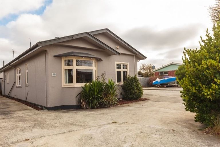 Photo of property in 35 Hei Hei Road, Hei Hei, Christchurch, 8042