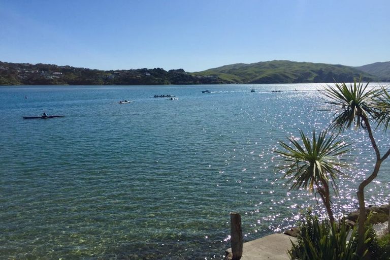 Photo of property in 15b Seaview Road, Paremata, Porirua, 5024