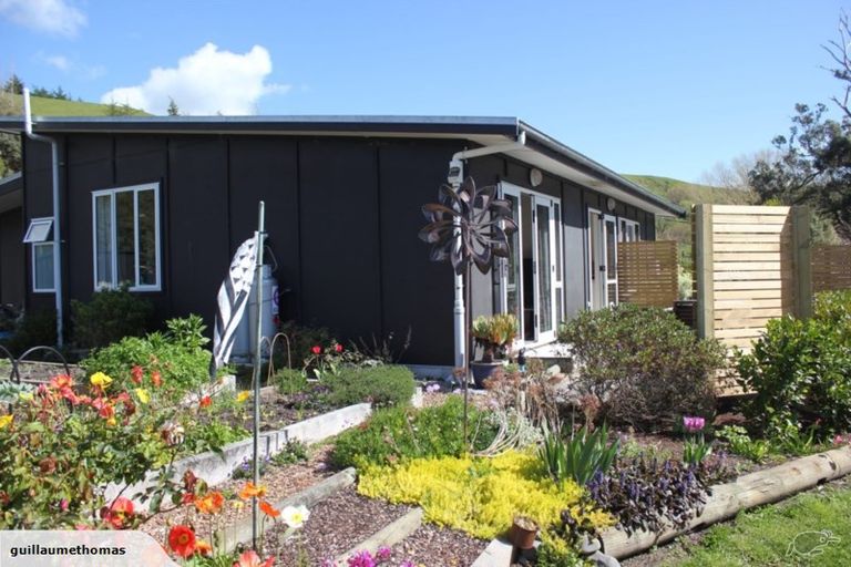 Photo of property in 1286 Waimarama Road, Waimarama, Havelock North, 4294