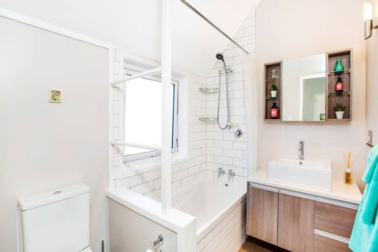 Photo of property in 1/5 Patterson Street, Sandringham, Auckland, 1041