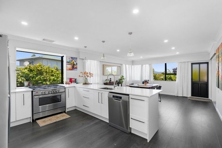 Photo of property in 4 Hillview Terrace, Levin, 5510