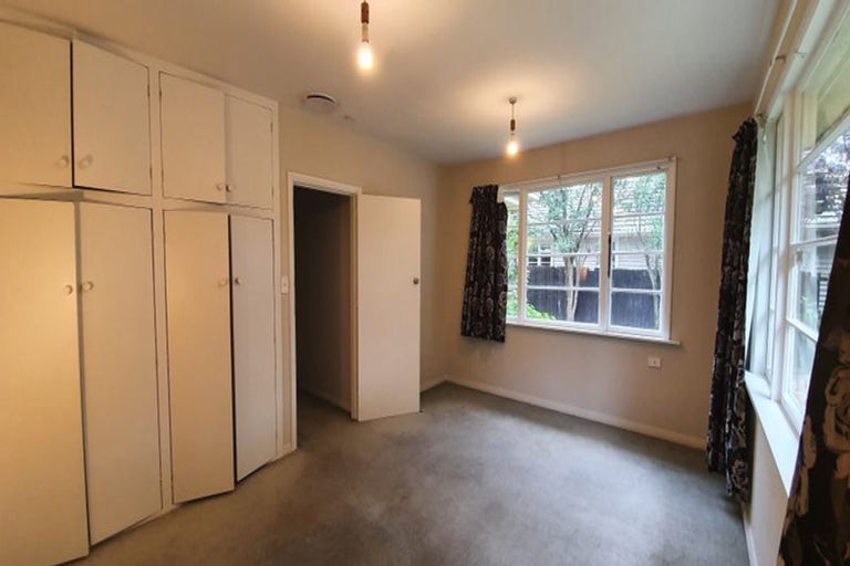 Photo of property in 43 Kirkwood Avenue, Upper Riccarton, Christchurch, 8041