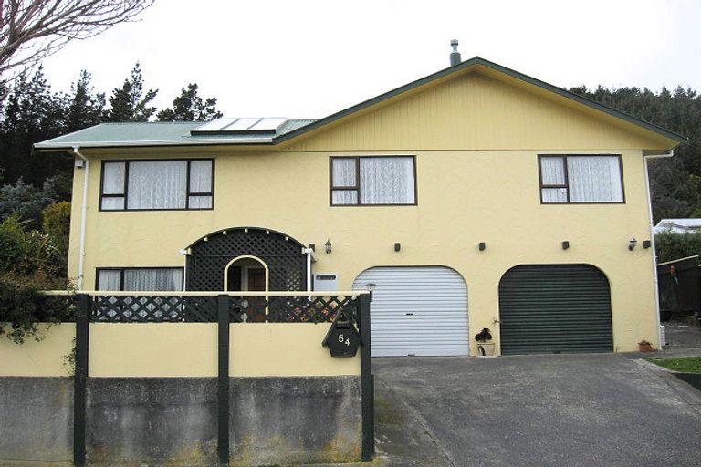Photo of property in 54 Trelawney Road, Wainuiomata, Lower Hutt, 5014