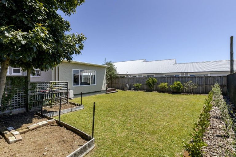 Photo of property in 4 Raleigh Street, Vogeltown, New Plymouth, 4310