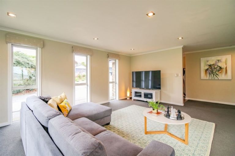 Photo of property in 11 Lithgow Drive, Otamatea, Whanganui, 4500