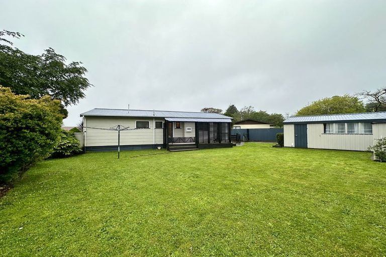 Photo of property in 4 Kirkcaldie Grove, Levin, 5510