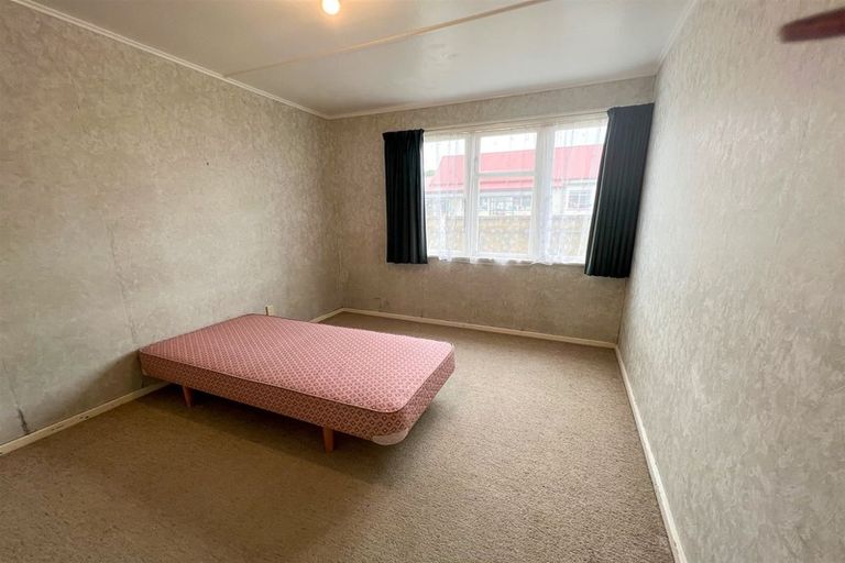 Photo of property in 9 Stairs Street, Dannevirke, 4930