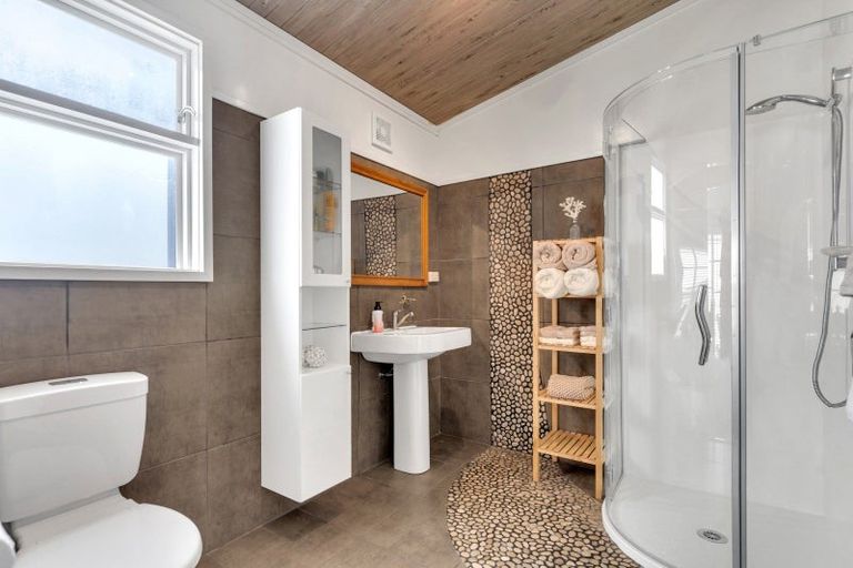 Photo of property in 430 Greytown Bidwills Cutting Road, Morison Bush, Greytown, 5794