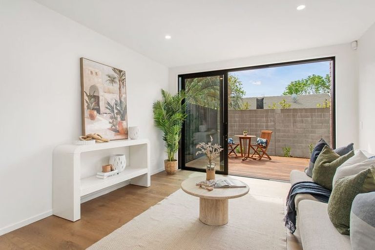 Photo of property in 50b Murray Place, St Albans, Christchurch, 8014