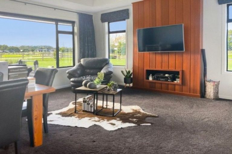 Photo of property in 43 Stockmans Road, Morrinsville, 3371