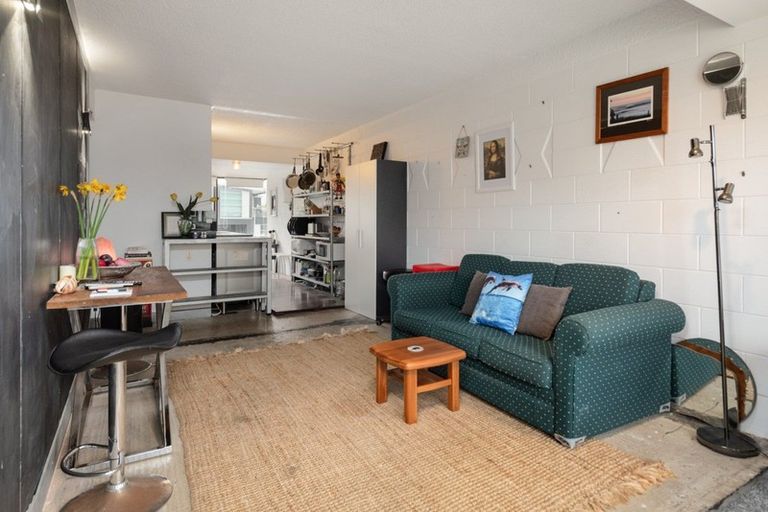 Photo of property in 40g Maunganui Road, Mount Maunganui, 3116