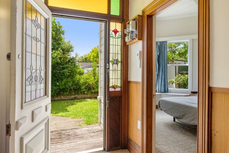 Photo of property in 300 Aberdeen Road, Gisborne, 4010