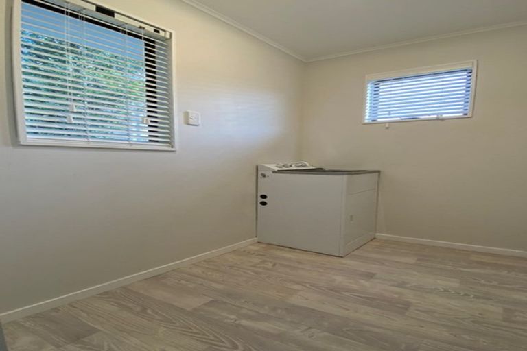 Photo of property in 2/11 Te Arawi Street, Takapuwahia, Porirua, 5022