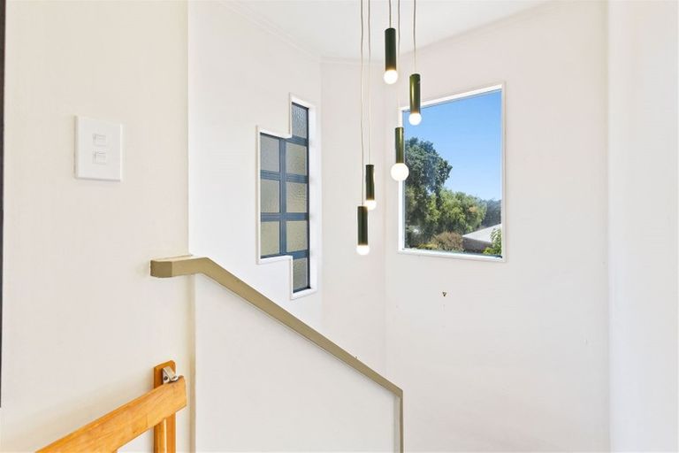 Photo of property in 2/111 Taikata Road, Te Atatu Peninsula, Auckland, 0610