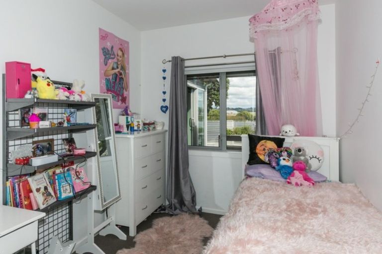 Photo of property in 3 Pukeko Place, Westshore, Napier, 4110